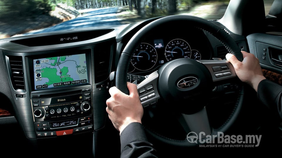 Subaru Legacy Wagon BR (2010) Interior