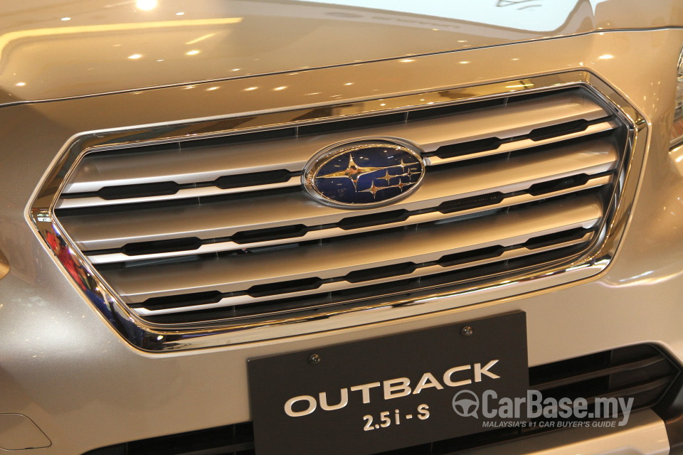 Subaru Outback BN (2015) Exterior