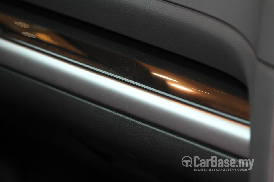 Subaru Outback BN (2015) Interior