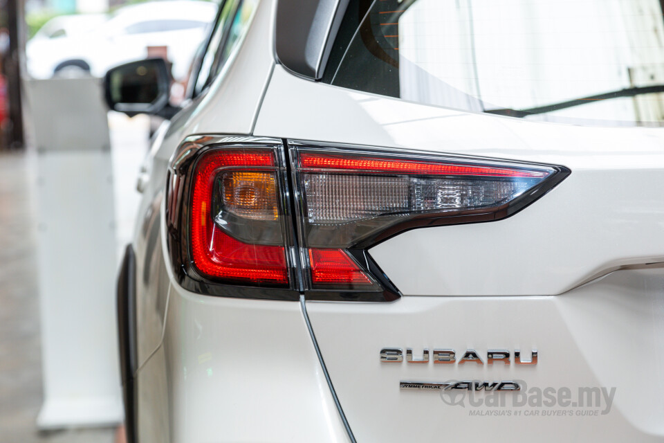 Subaru Outback BT (2024) Exterior