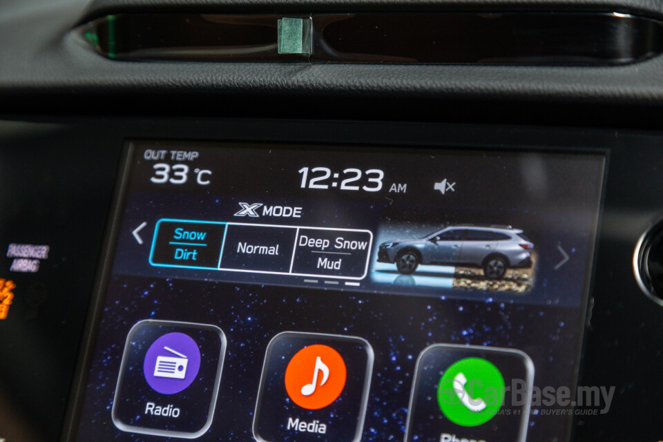 Subaru Outback BT (2024) Interior