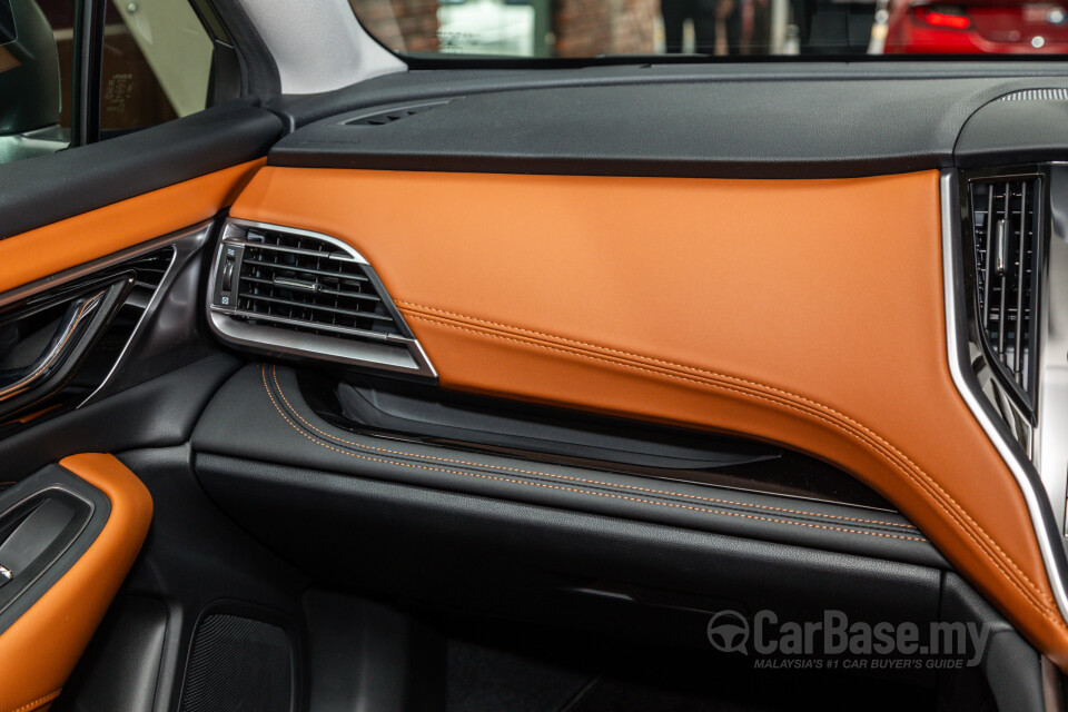 Subaru Outback BT (2024) Interior