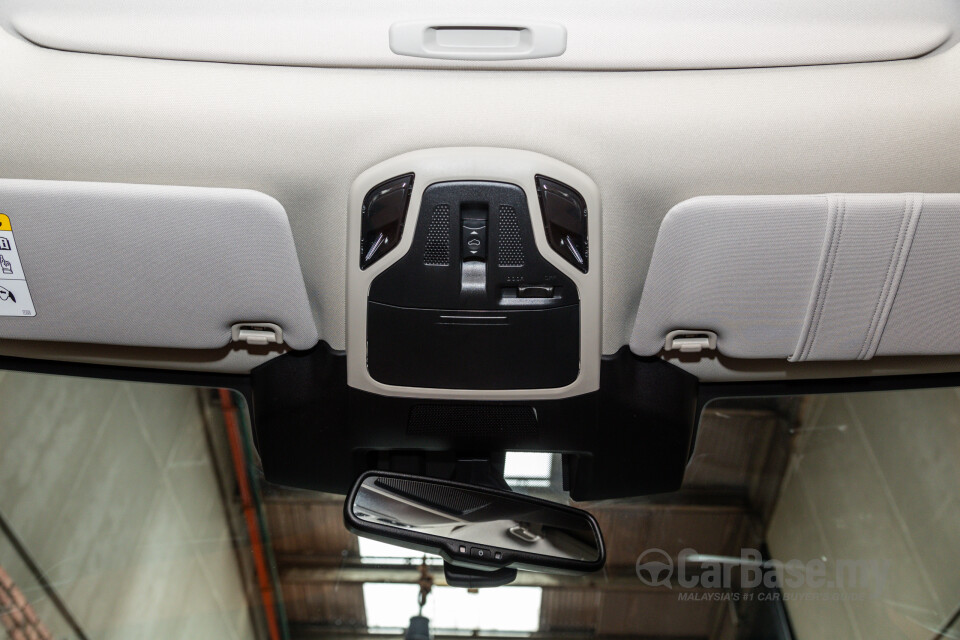 Subaru Outback BT (2024) Interior