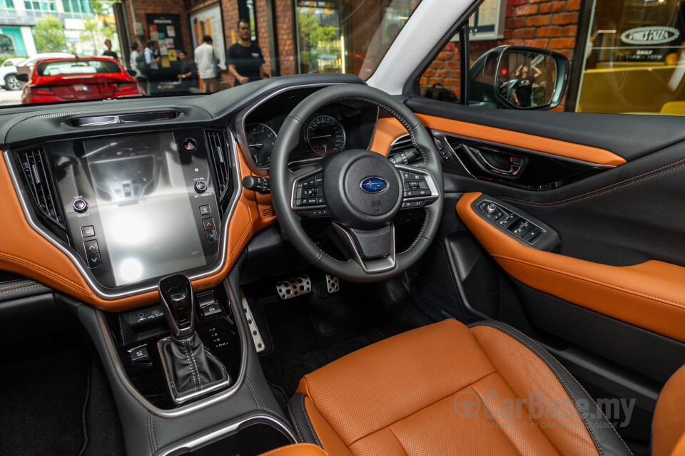 Subaru Outback BT (2024) Interior