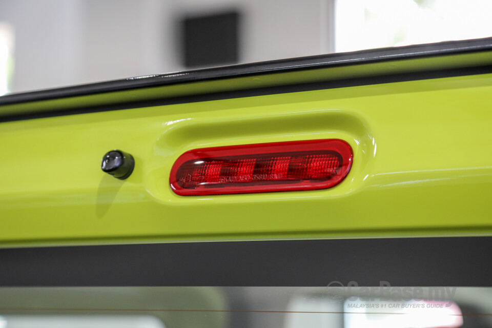 Suzuki Jimny JB74 (2021) Exterior