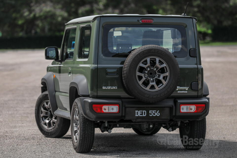 Suzuki Jimny JB74 (2021) Exterior