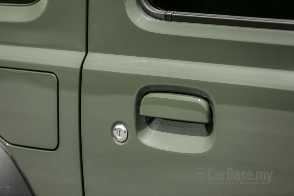 Suzuki Jimny JB74 (2021) Exterior