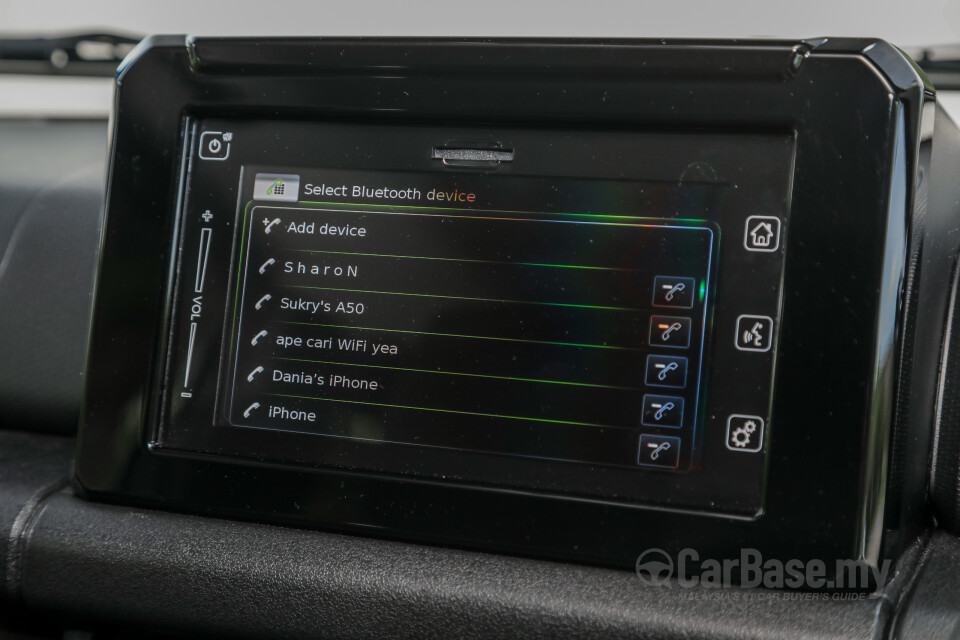 Suzuki Jimny JB74 (2021) Interior