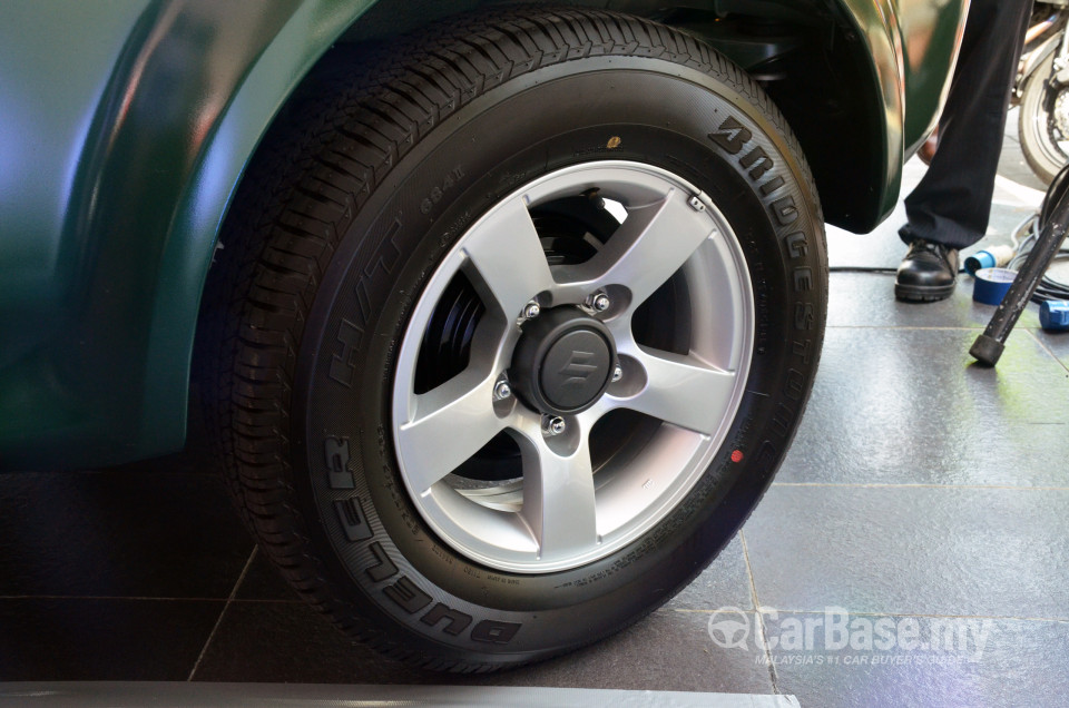 Suzuki Jimny JB43 (2013) Exterior