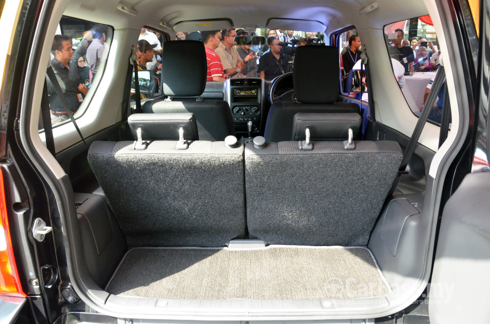 Suzuki Jimny JB43 (2013) Interior