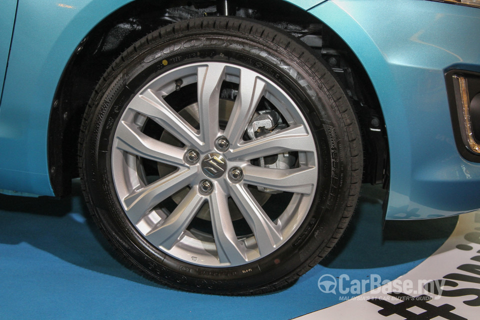 Suzuki Swift Mk3 Facelift (2015) Exterior