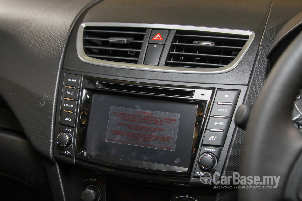 Suzuki Swift Mk3 Facelift (2015) Interior