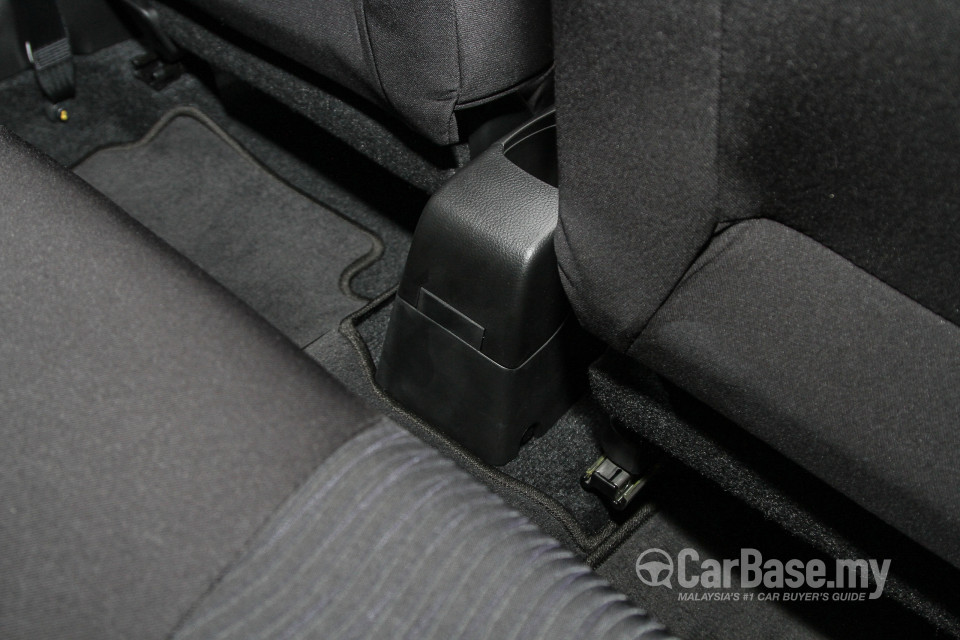 Suzuki Swift Mk3 Facelift (2015) Interior
