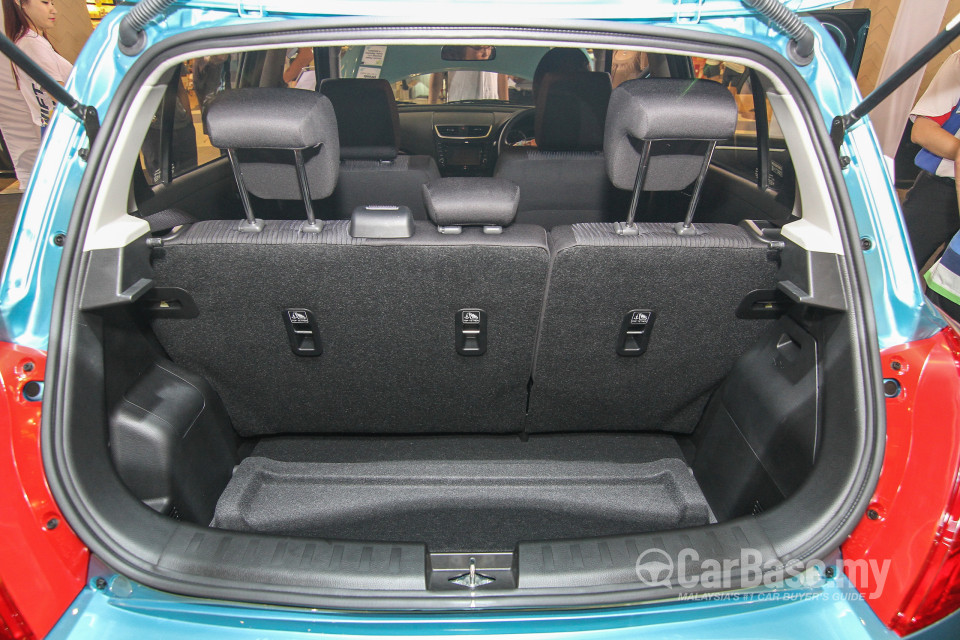 Suzuki Swift Mk3 Facelift (2015) Interior