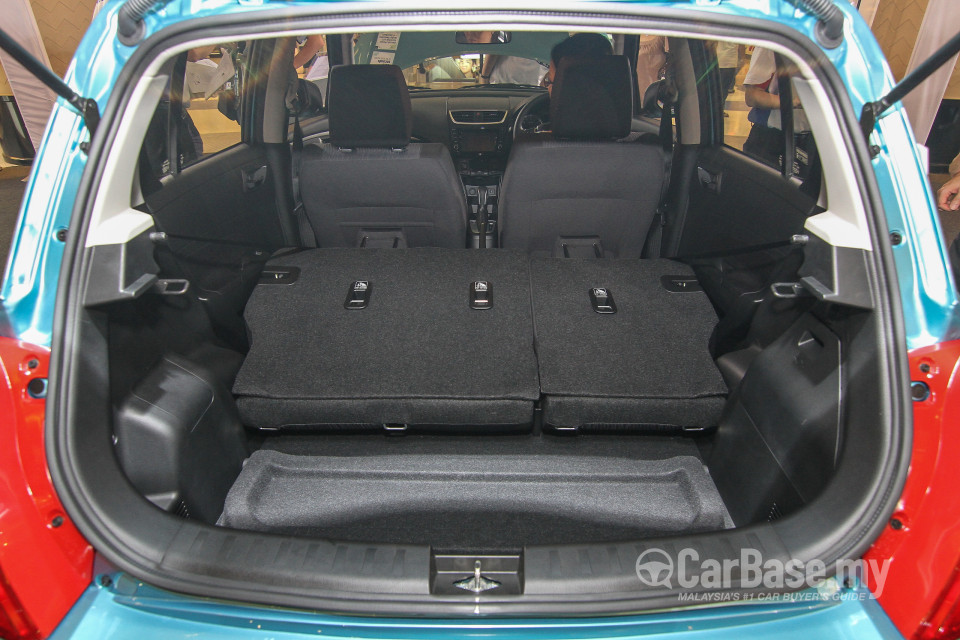 Suzuki Swift Mk3 Facelift (2015) Interior