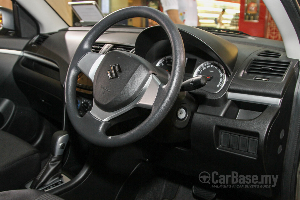 Mitsubishi Outlander RE Facelift (2016) Interior