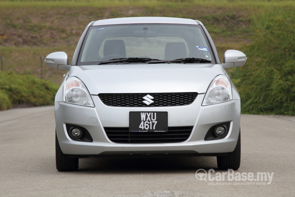 Suzuki Swift Mk3  (2013) Exterior