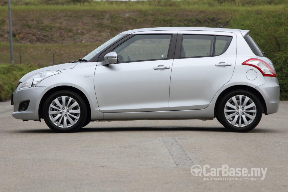 Suzuki Swift Mk3  (2013) Exterior