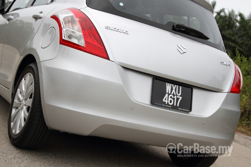 Suzuki Swift Mk3  (2013) Exterior