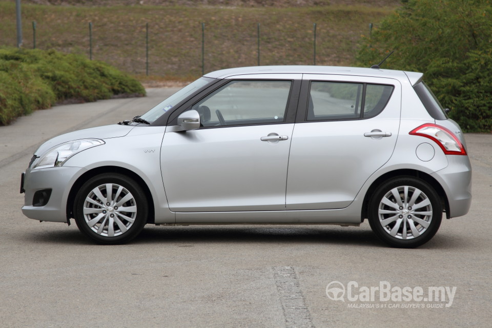 Suzuki Swift Mk3  (2013) Exterior