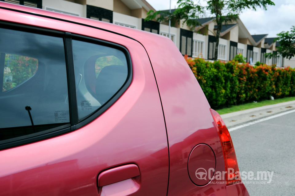Suzuki Alto Mk7 (2010) Exterior
