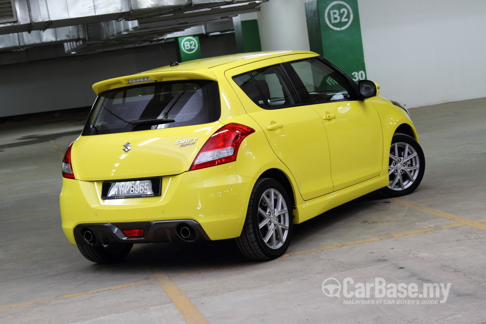 Suzuki Swift Sport ZC32S (2013) Exterior