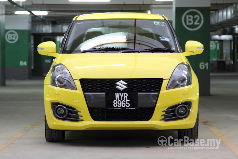 Suzuki Swift Sport ZC32S (2013) Exterior