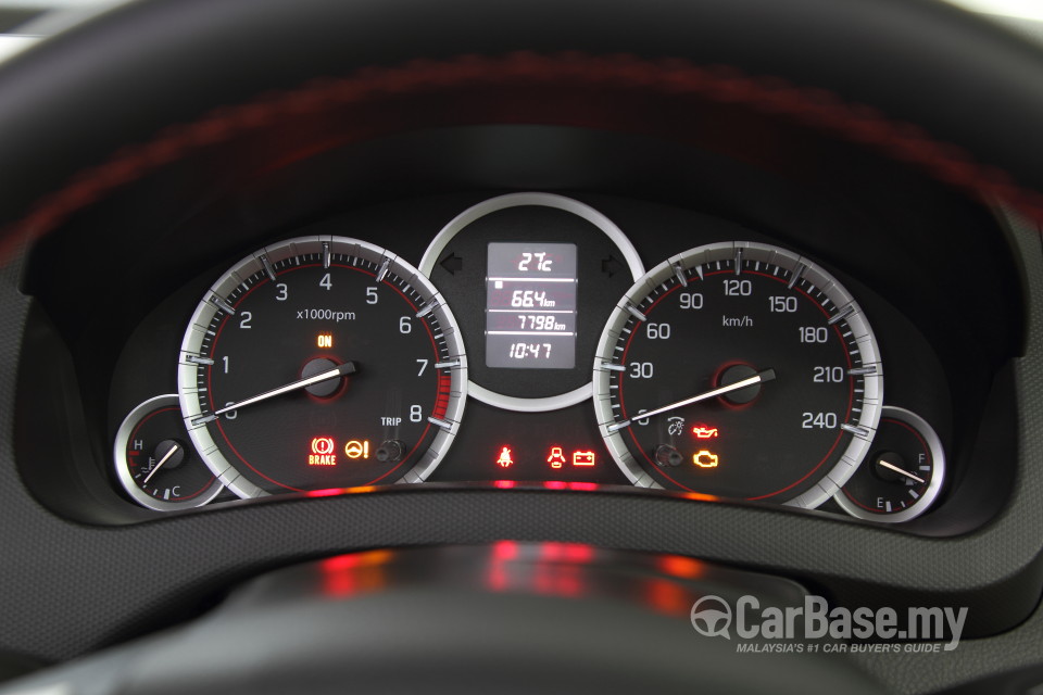 Suzuki Swift Sport ZC32S (2013) Interior