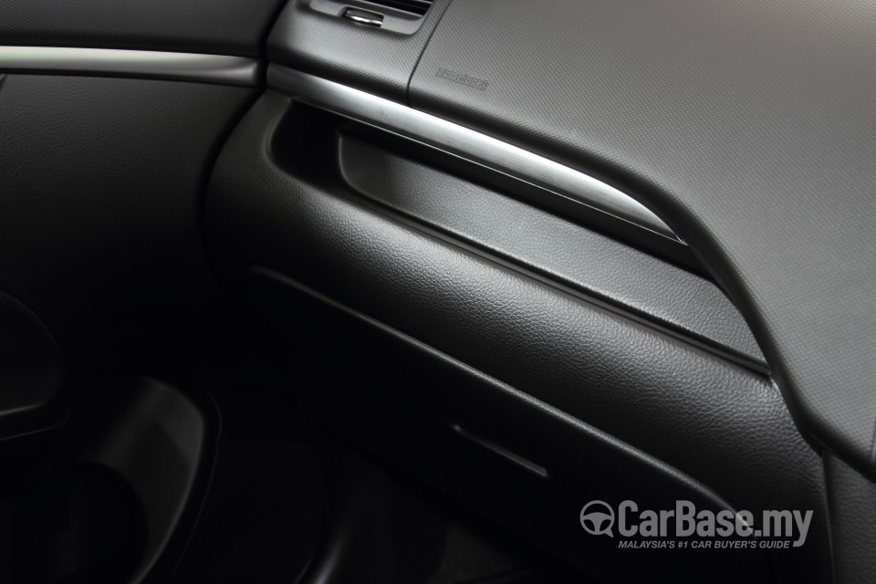 Suzuki Swift Sport ZC32S (2013) Interior