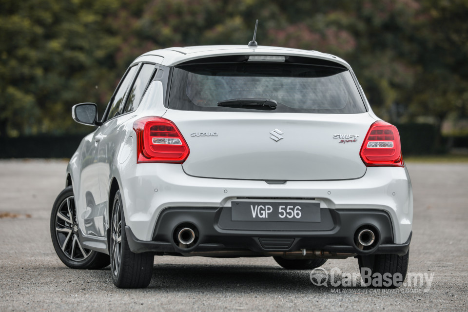 Suzuki Swift Sport ZC33S (2021) Exterior