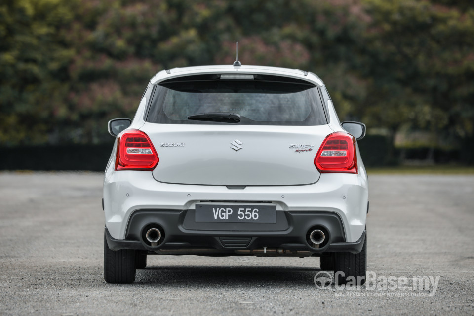 Suzuki Swift Sport ZC33S (2021) Exterior