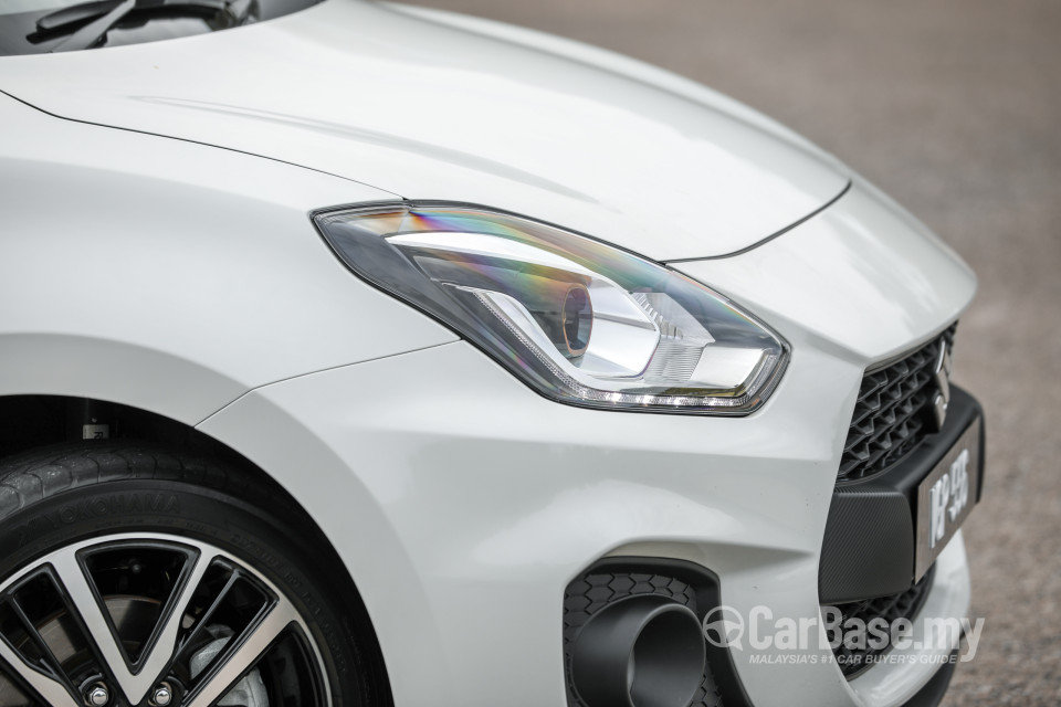 Suzuki Swift Sport ZC33S (2021) Exterior