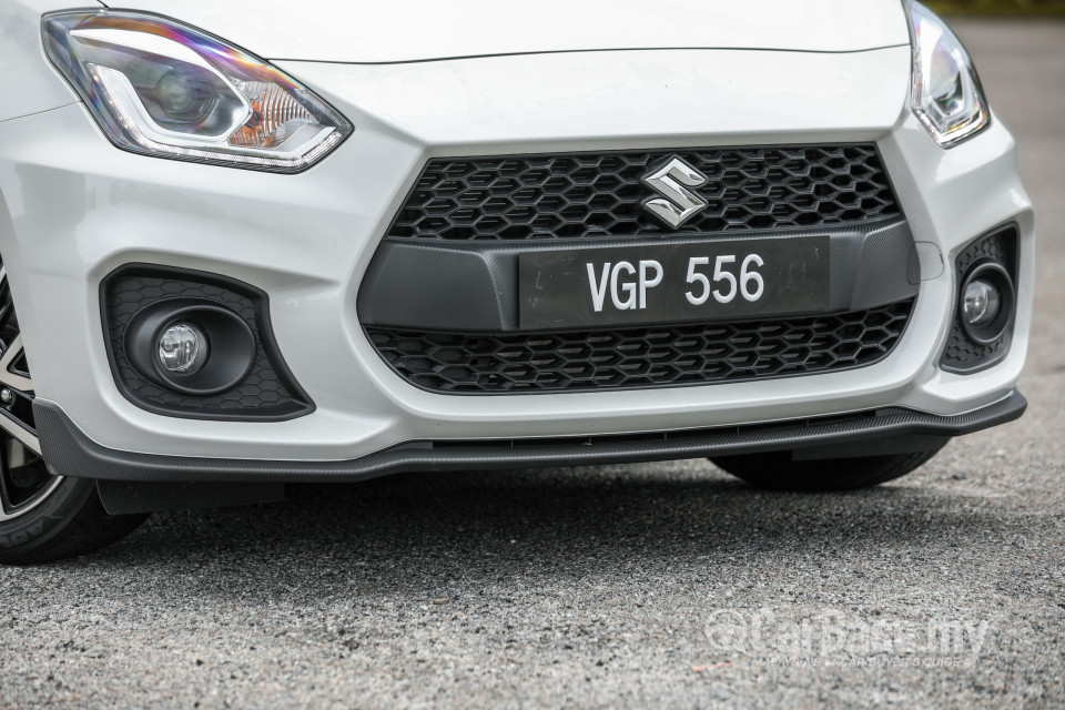 Suzuki Swift Sport ZC33S (2021) Exterior