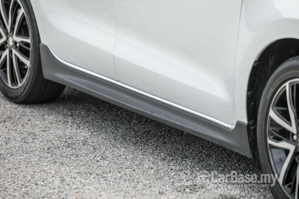 Suzuki Swift Sport ZC33S (2021) Exterior