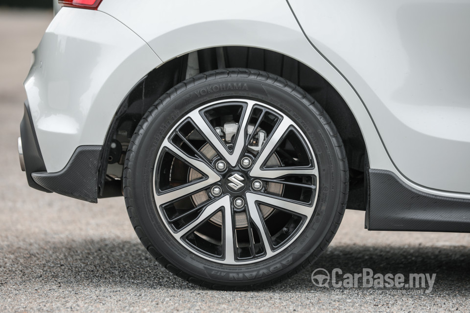 Suzuki Swift Sport ZC33S (2021) Exterior