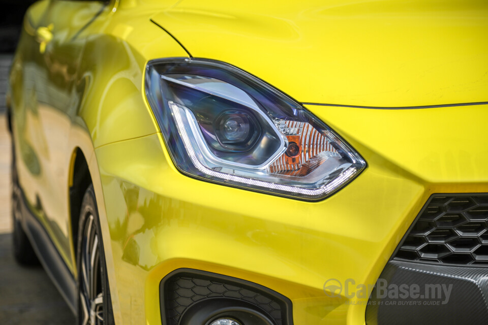 Suzuki Swift Sport ZC33S (2021) Exterior