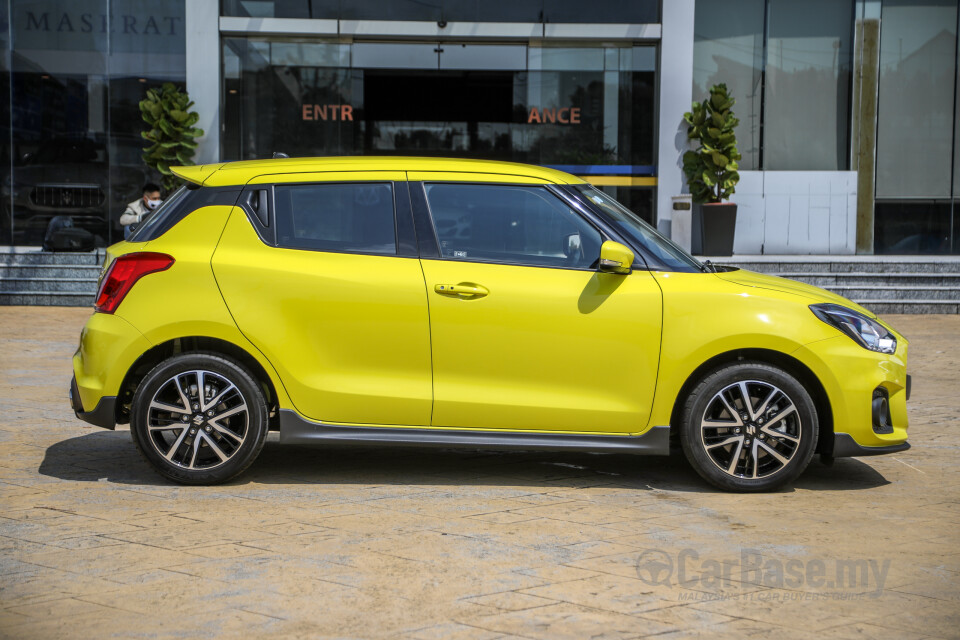 Suzuki Swift Sport ZC33S (2021) Exterior