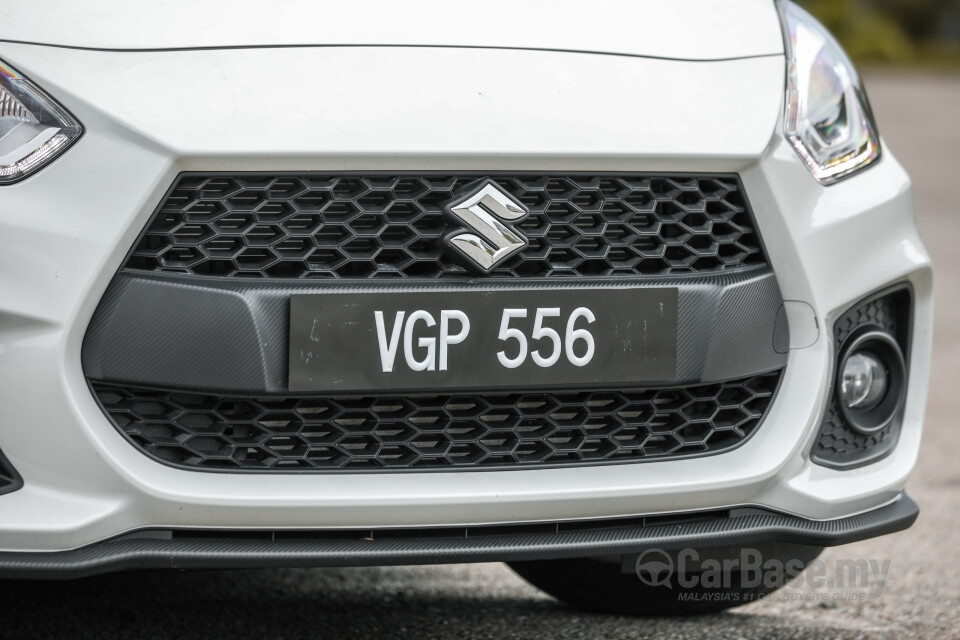 Suzuki Swift Sport ZC33S (2021) Exterior