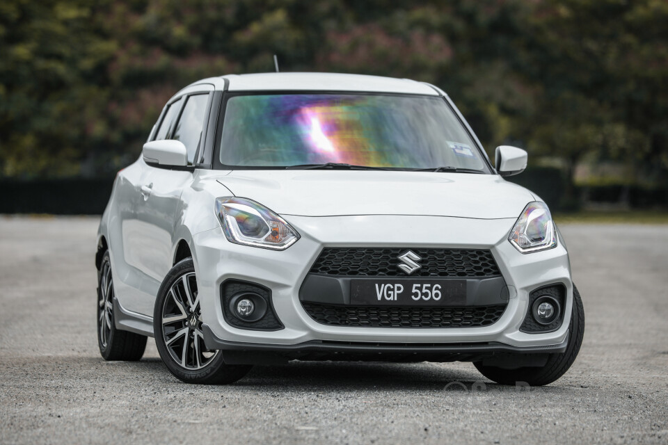 Suzuki Swift Sport ZC33S (2021) Exterior