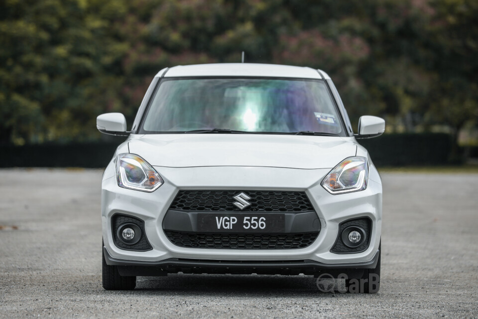 Suzuki Swift Sport ZC33S (2021) Exterior