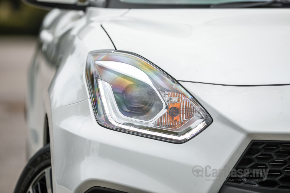 Suzuki Swift Sport ZC33S (2021) Exterior