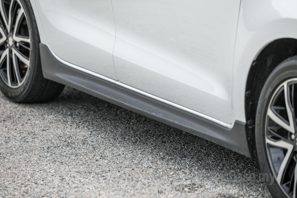 Suzuki Swift Sport ZC33S (2021) Exterior