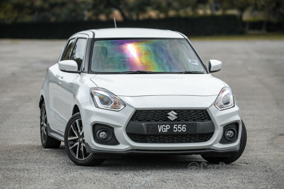 Suzuki Swift Sport ZC33S (2021) Exterior