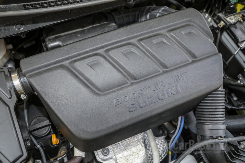 Suzuki Swift Sport ZC33S (2021) Exterior