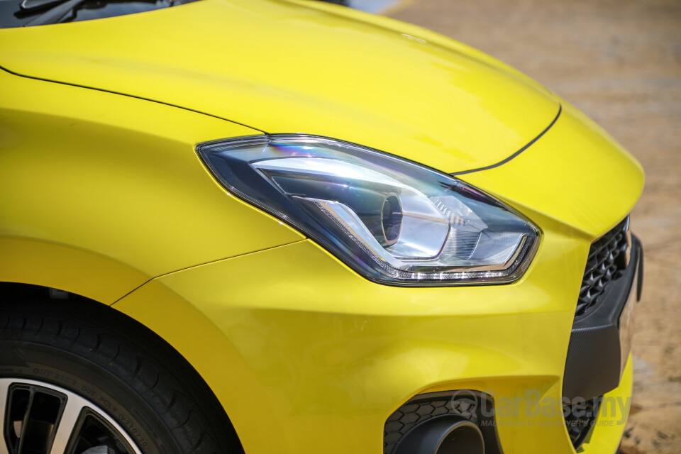 Suzuki Swift Sport ZC33S (2021) Exterior