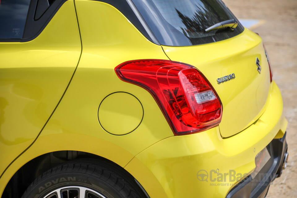 Suzuki Swift Sport ZC33S (2021) Exterior