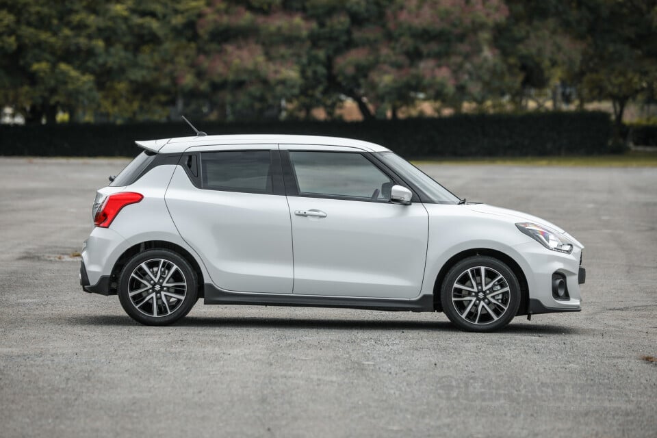 Suzuki Swift Sport ZC33S (2021) Exterior
