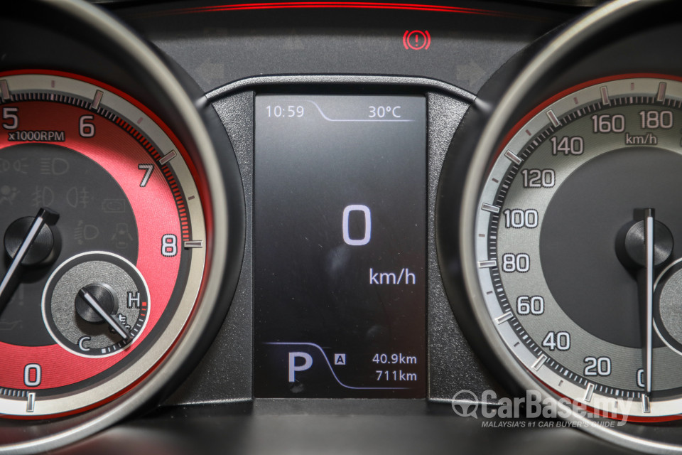 Suzuki Swift Sport ZC33S (2021) Interior