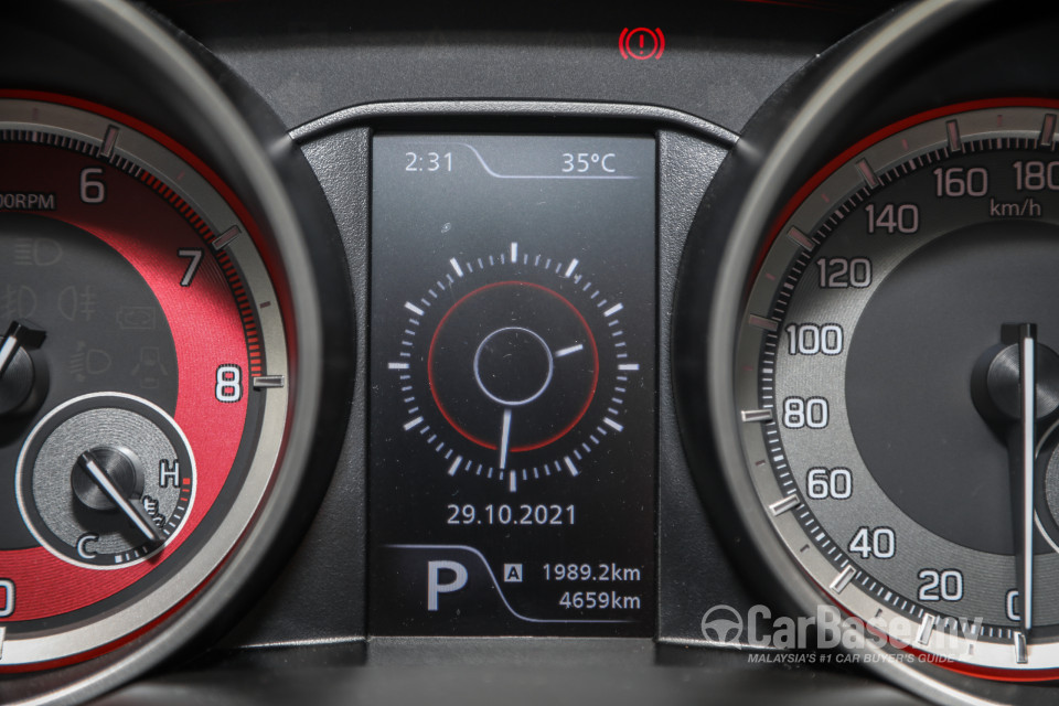 Suzuki Swift Sport ZC33S (2021) Interior