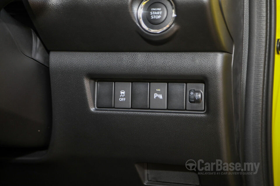 Suzuki Swift Sport ZC33S (2021) Interior